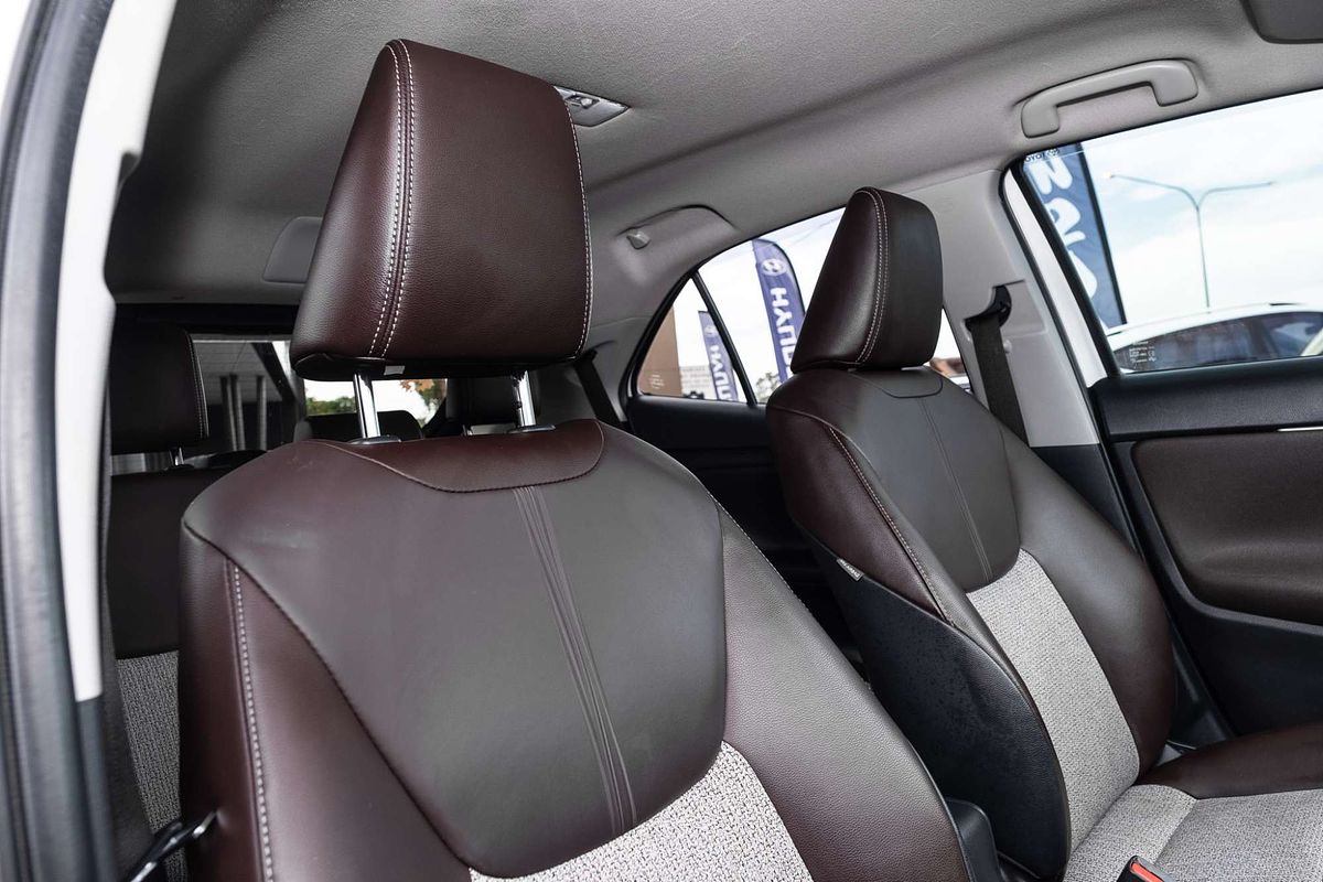 2022 Toyota Yaris Cross Urban MXPB10R