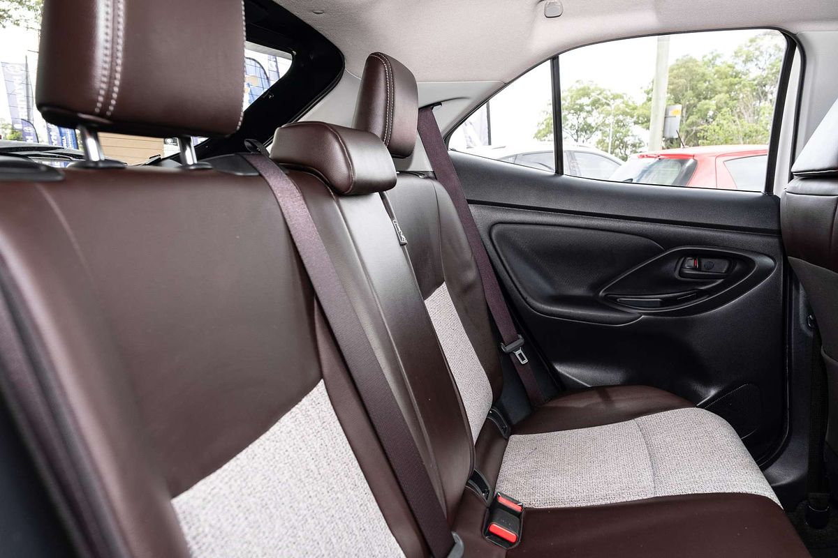 2022 Toyota Yaris Cross Urban MXPB10R