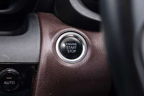 2022 Toyota Yaris Cross Urban MXPB10R