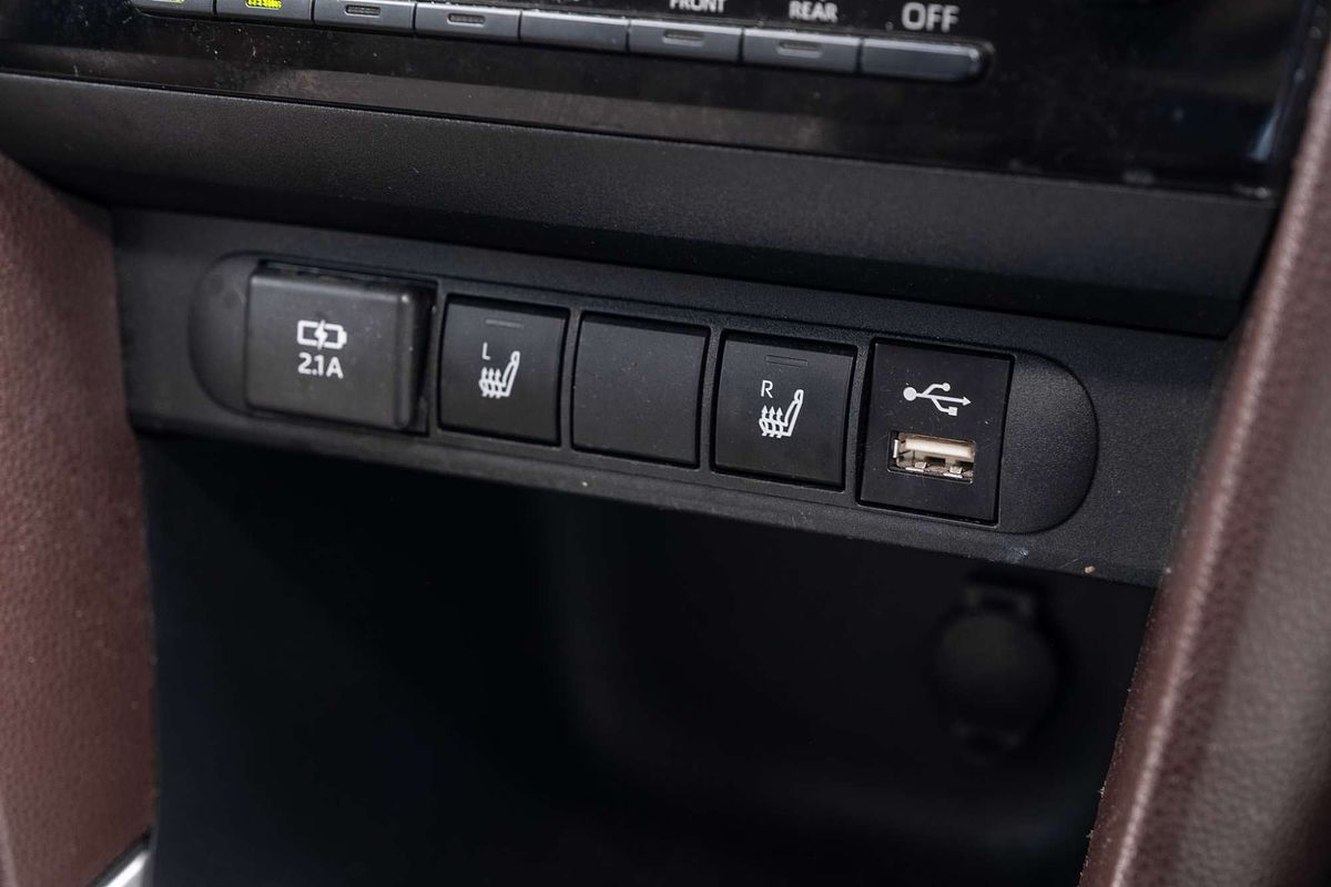 2022 Toyota Yaris Cross Urban MXPB10R