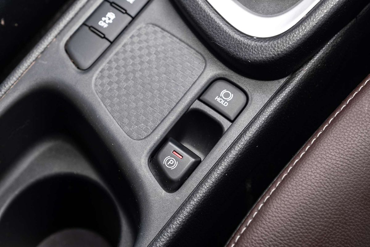 2022 Toyota Yaris Cross Urban MXPB10R