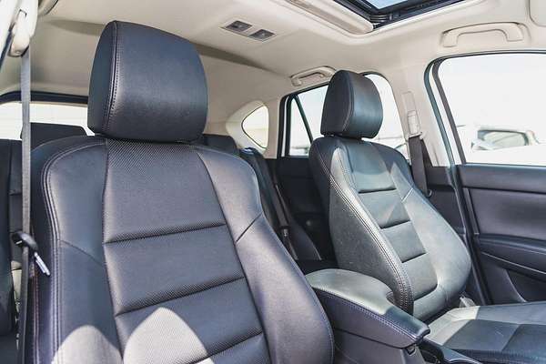 2015 Mazda CX-5 Grand Touring KE Series 2