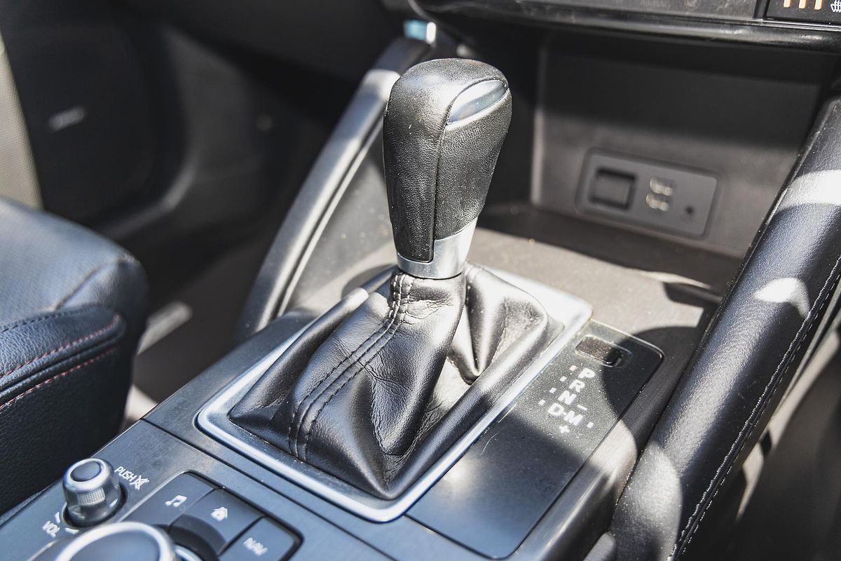 2015 Mazda CX-5 Grand Touring KE Series 2