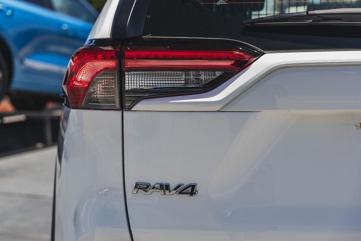 2021 Toyota RAV4 GX AXAH52R
