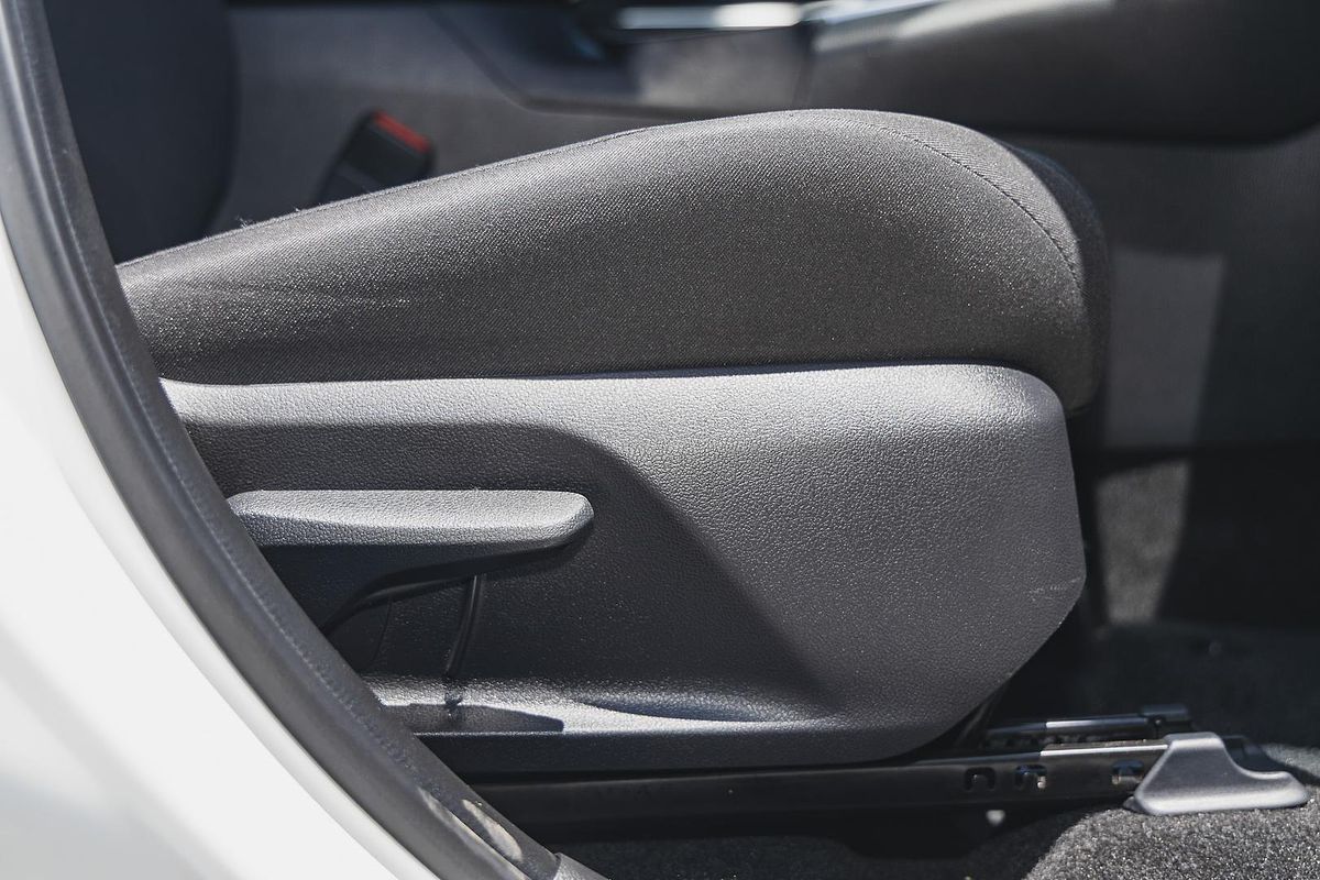 2021 Toyota RAV4 GX AXAH52R