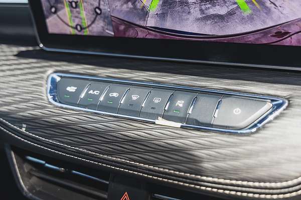 2022 GWM Jolion Ultra Hybrid A01