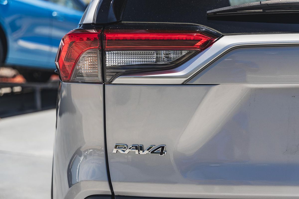 2021 Toyota RAV4 Cruiser AXAH52R