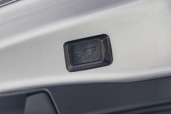 2021 Toyota RAV4 Cruiser AXAH52R