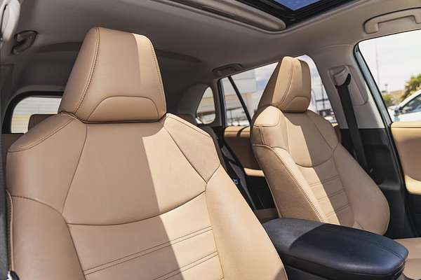 2021 Toyota RAV4 Cruiser AXAH52R