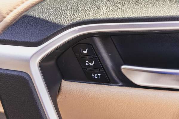 2021 Toyota RAV4 Cruiser AXAH52R