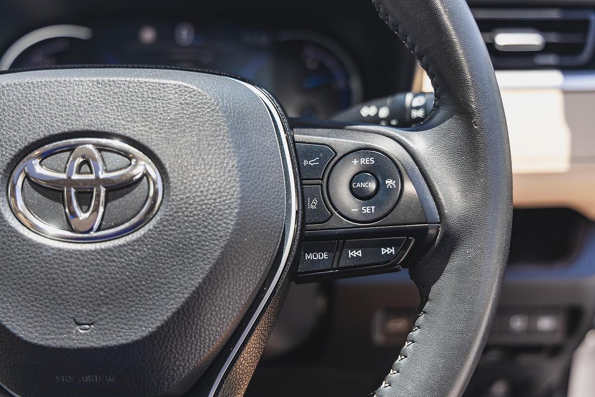 2021 Toyota RAV4 Cruiser AXAH52R