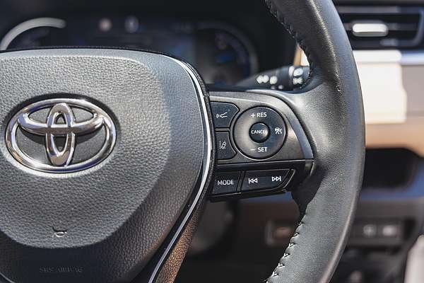 2021 Toyota RAV4 Cruiser AXAH52R