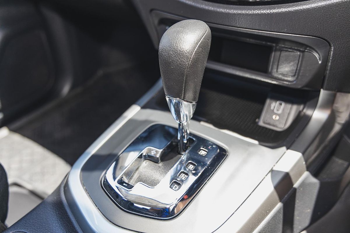 2023 Nissan Navara SL D23 Rear Wheel Drive