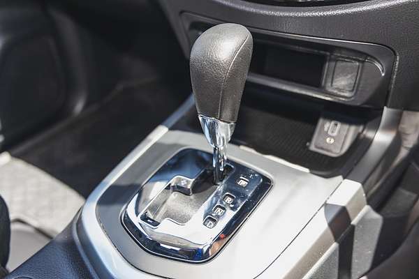 2023 Nissan Navara SL D23 Rear Wheel Drive