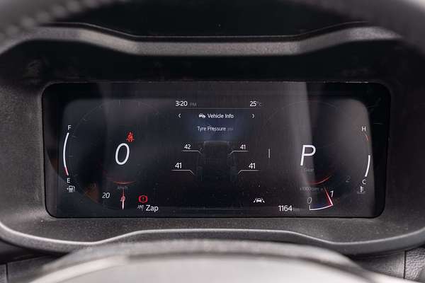 2025 Mahindra XUV3XO AX7L