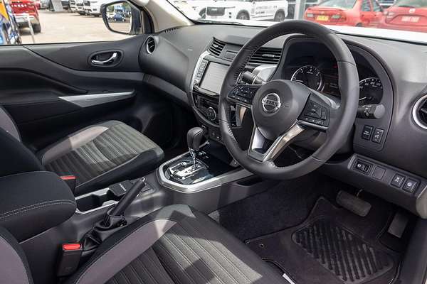 2025 Nissan Navara ST-X D23 4X4