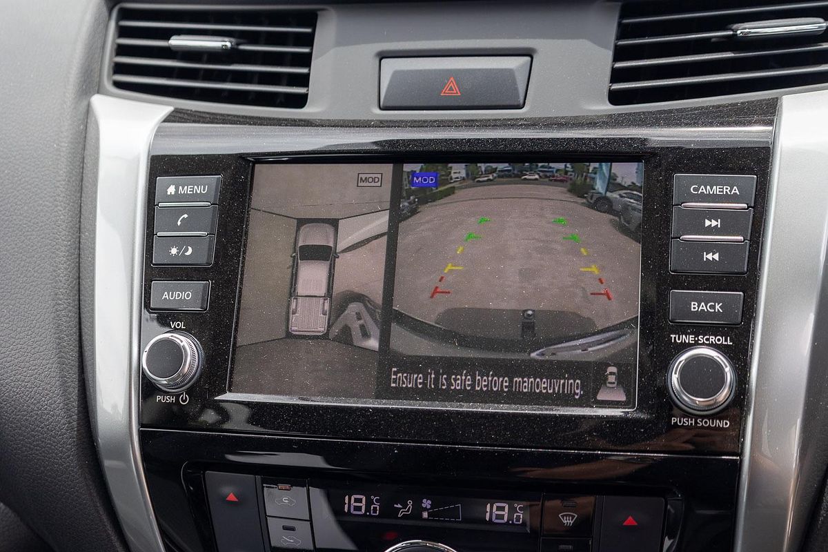 2025 Nissan Navara ST-X D23 4X4