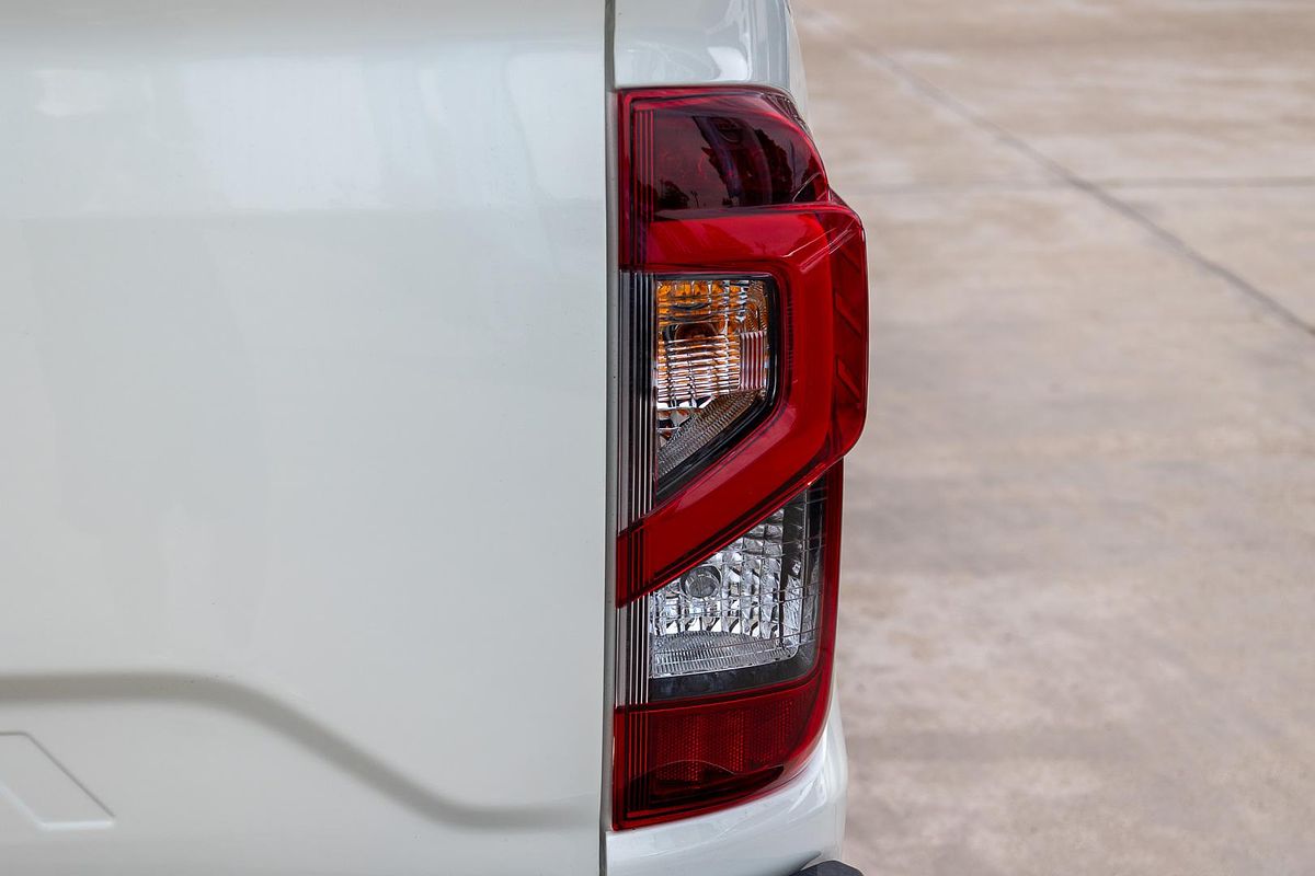 2025 Nissan Navara ST-X D23 4X4