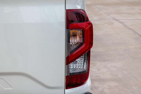 2025 Nissan Navara ST-X D23 4X4