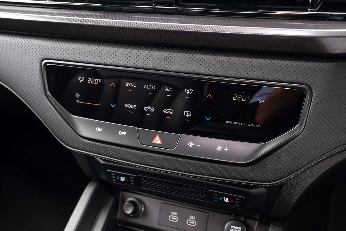 2025 KGM MUSSO XLV ULTIMATE Q270 MY26