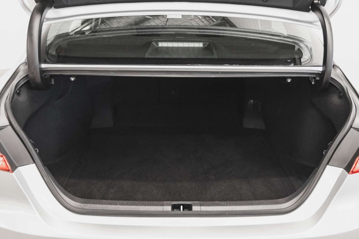 2024 Toyota Camry Ascent AXVH70R