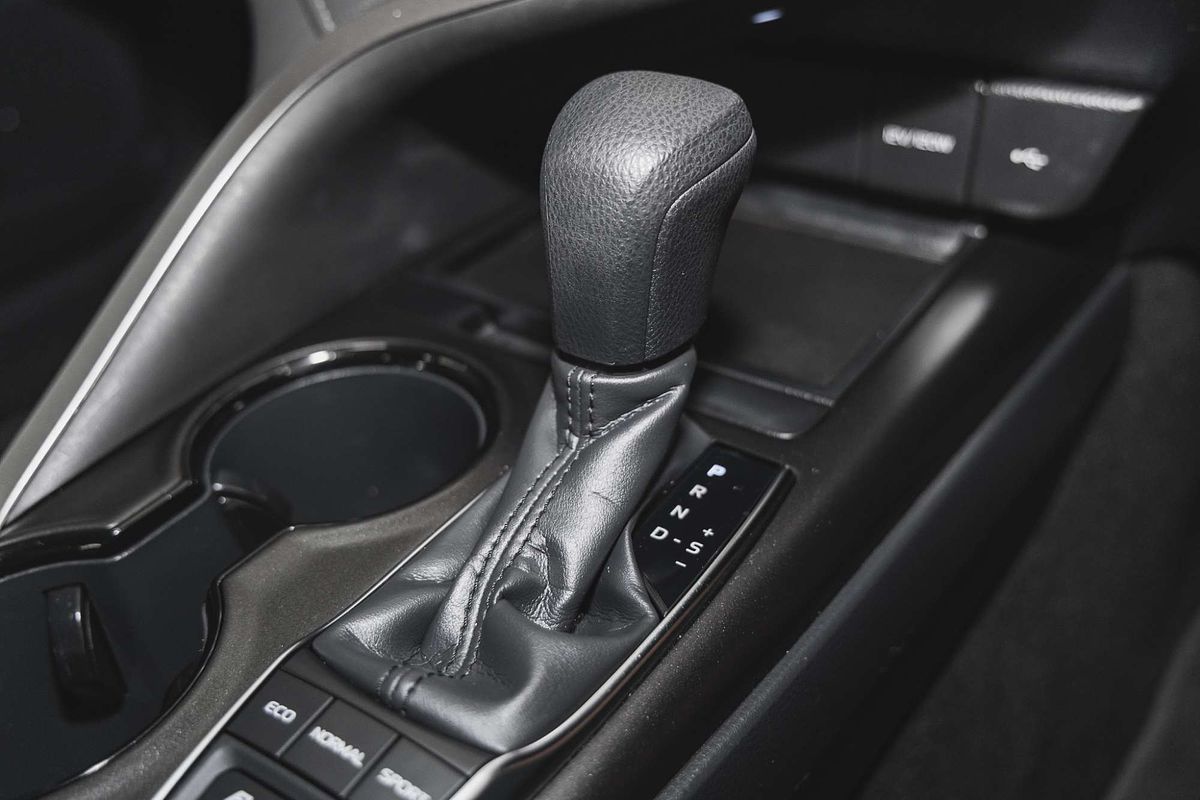 2024 Toyota Camry Ascent AXVH70R