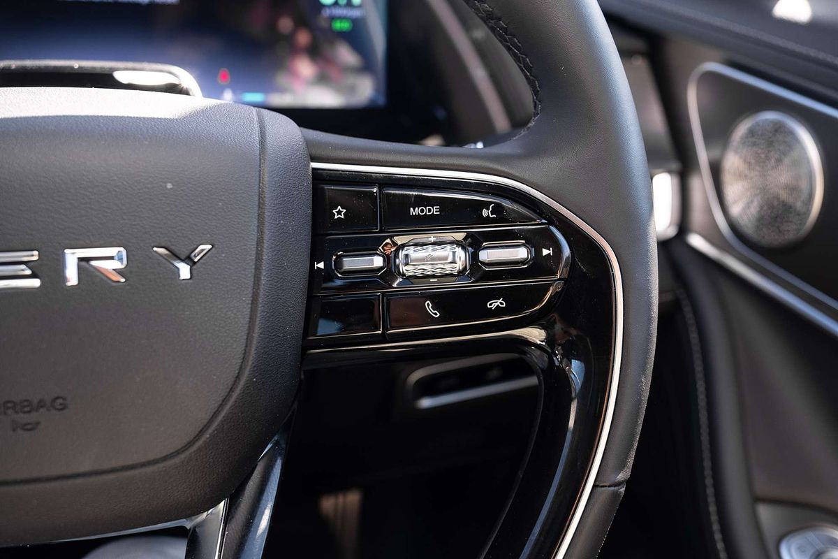 2025 Chery Tiggo 8 Pro Max Ultimate AWD