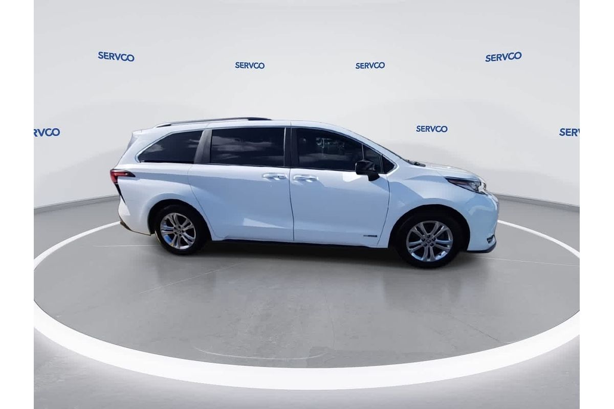 2021 Toyota SIENNA XSE