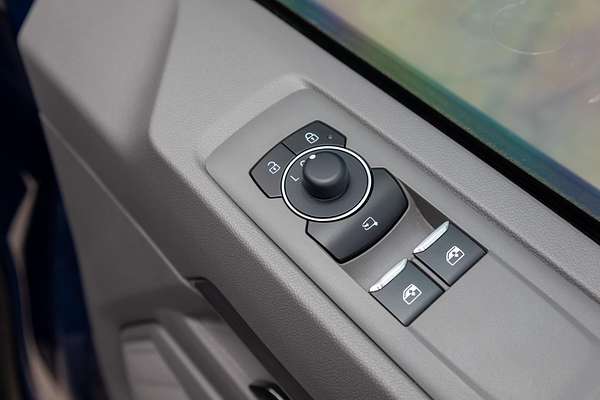 2025 Volkswagen Transporter TDI 125kW NSN SWB Low Roof