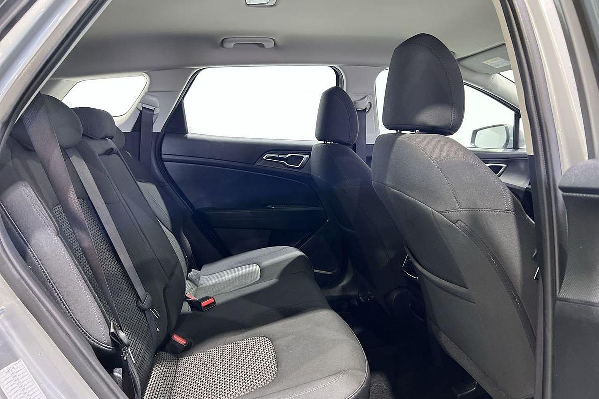 2023 Kia Sportage S NQ5