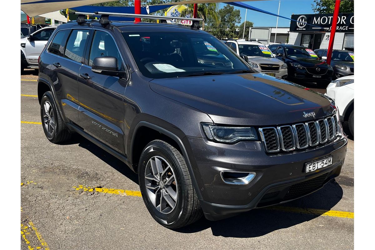 2019 Jeep Grand Cherokee Laredo WK