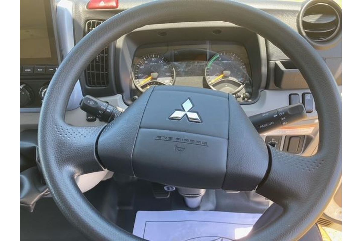 2025 Fuso Canter 4x4