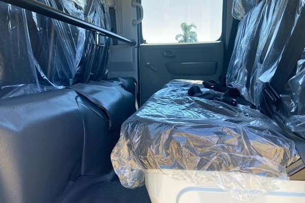 2025 Fuso Canter 4x4