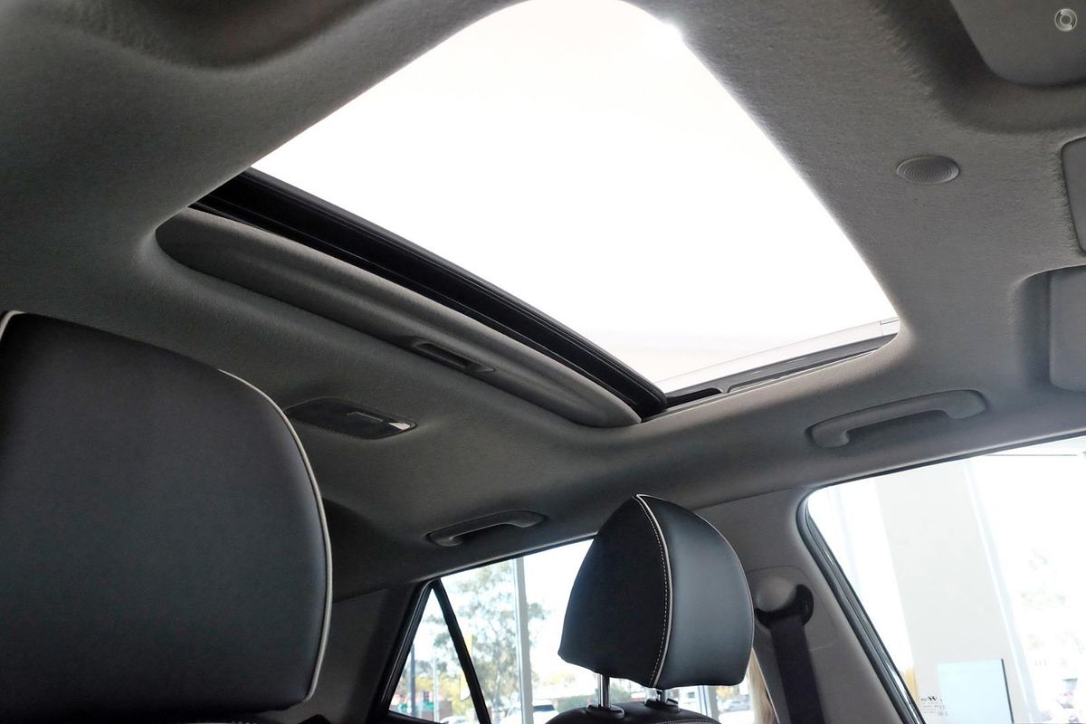 2025 Hyundai Venue Elite QX.V5