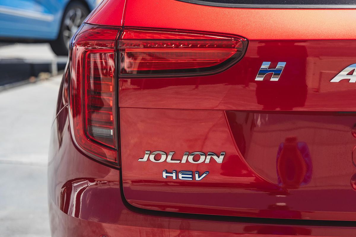 2022 GWM Jolion Ultra Hybrid A01