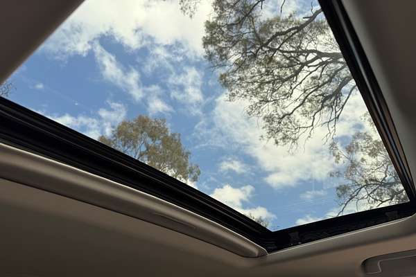 2025 GWM Tank 300 Ultra P01