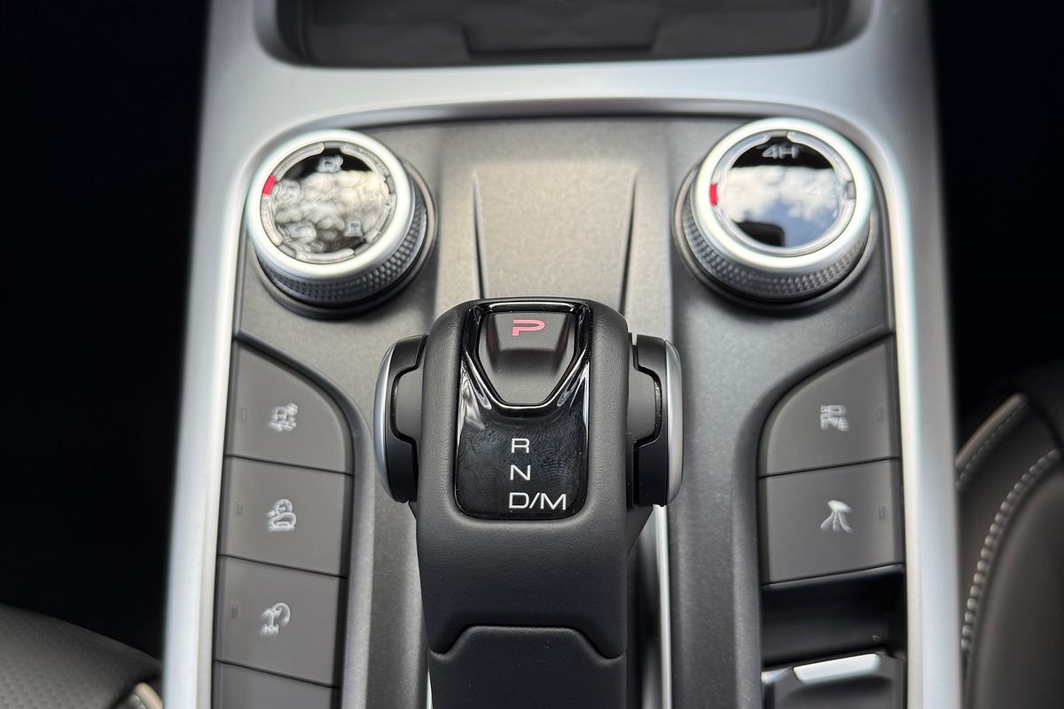 2025 GWM Tank 300 Ultra P01