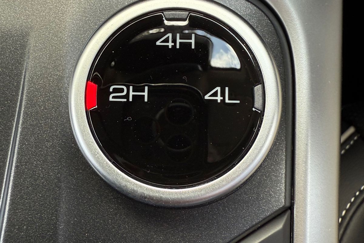 2025 GWM Tank 300 Ultra P01