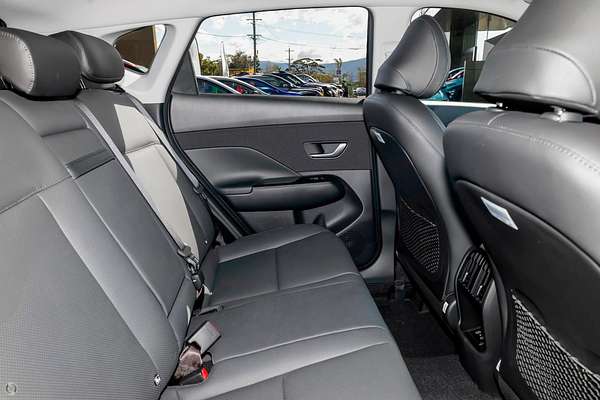 2025 Hyundai Kona Premium SX2.V3