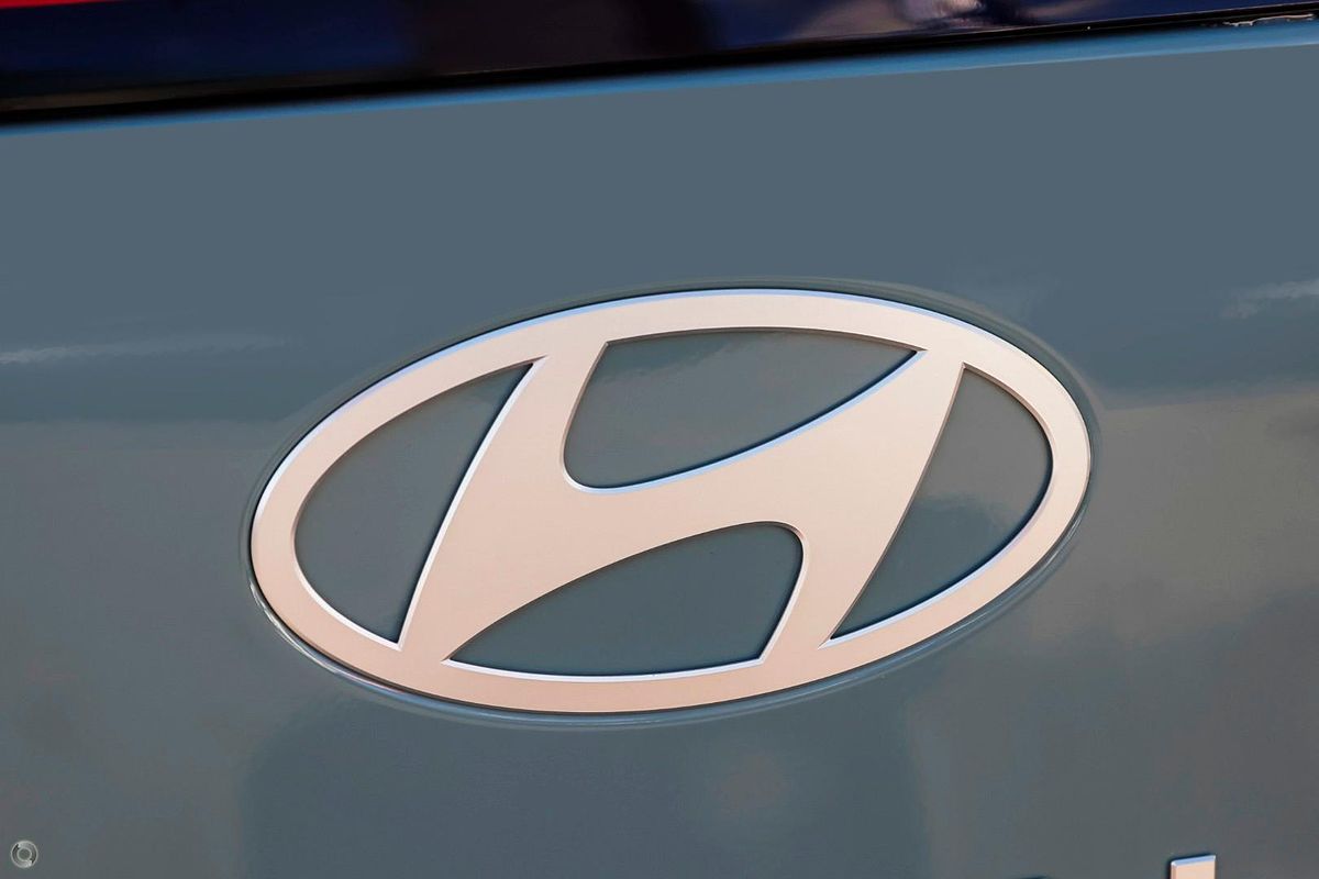 2025 Hyundai Kona Premium SX2.V3