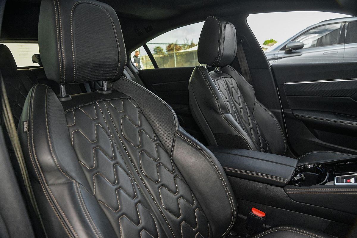 2022 Peugeot 508 GT R8