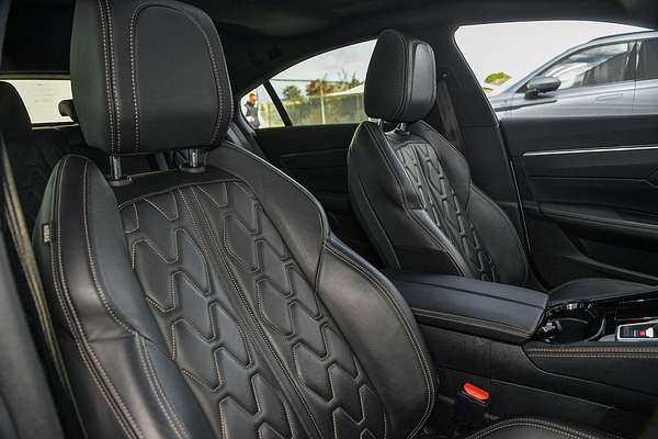 2022 Peugeot 508 GT R8