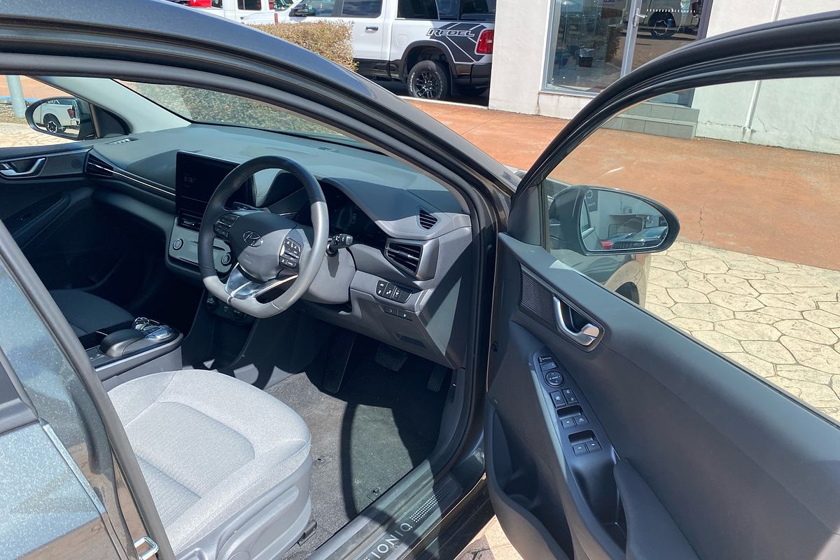 2022 Hyundai IONIQ Electric Elite AE.V4