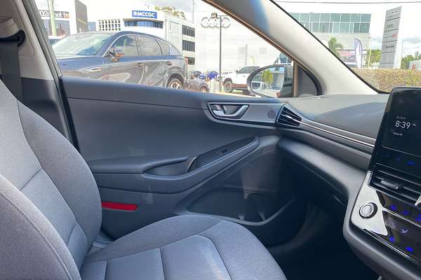 2022 Hyundai IONIQ Electric Elite AE.V4