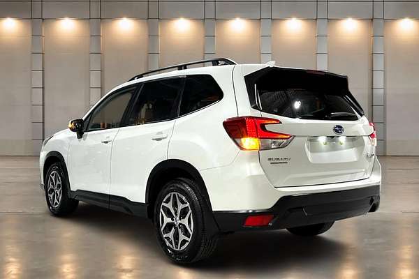 2023 Subaru Forester 2.5i S5