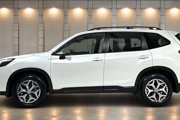 2023 Subaru Forester 2.5i S5