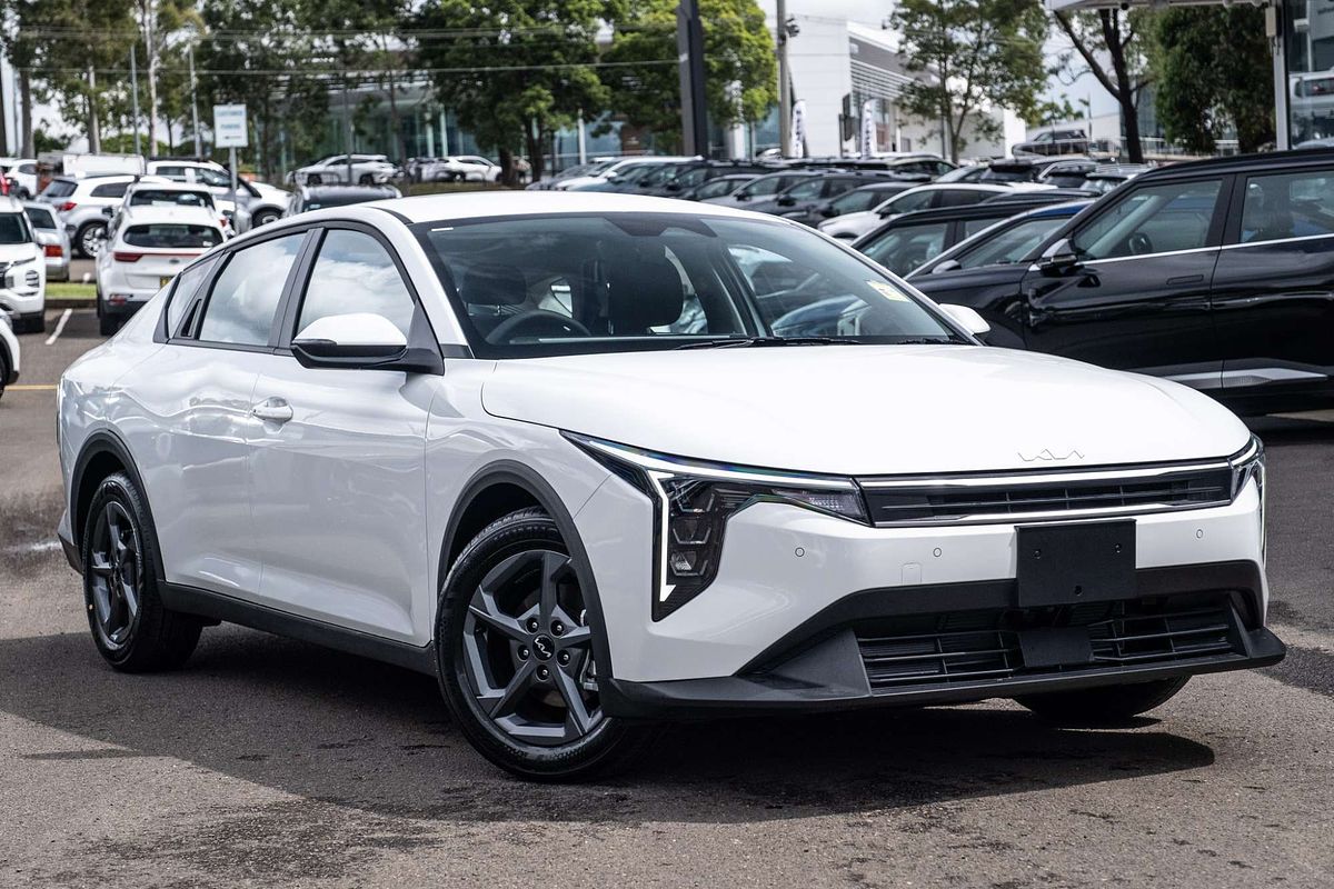 2025 Kia K4 S CL4m
