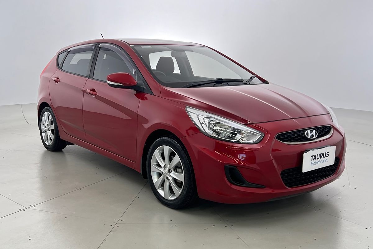 2018 Hyundai Accent Sport RB6