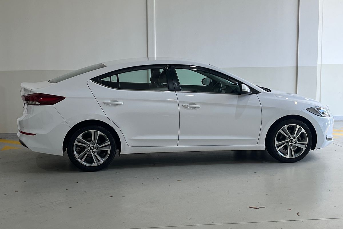 2017 Hyundai Elantra Elite AD