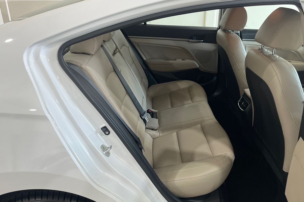 2017 Hyundai Elantra Elite AD